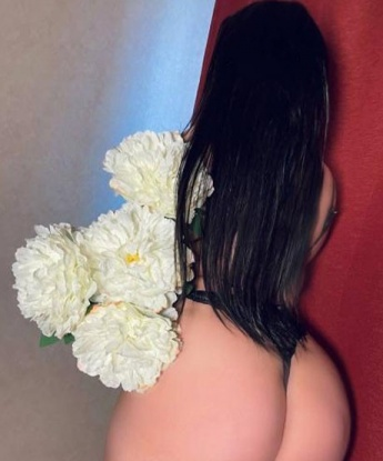 Эмилия, 21 год, 4 размер груди